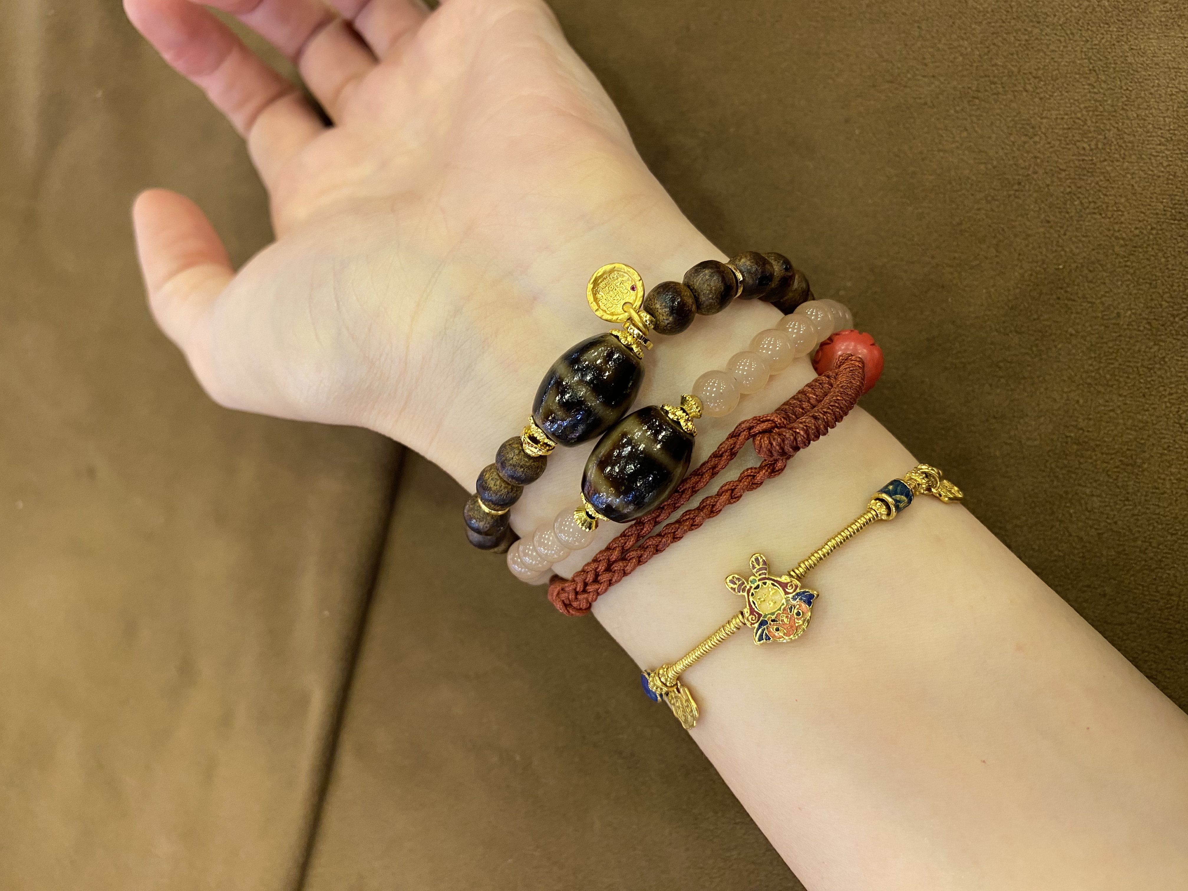 Agarwood & Rose Quartz Bracele - Fine Jewelry & Watches Photos ulasan dan harga